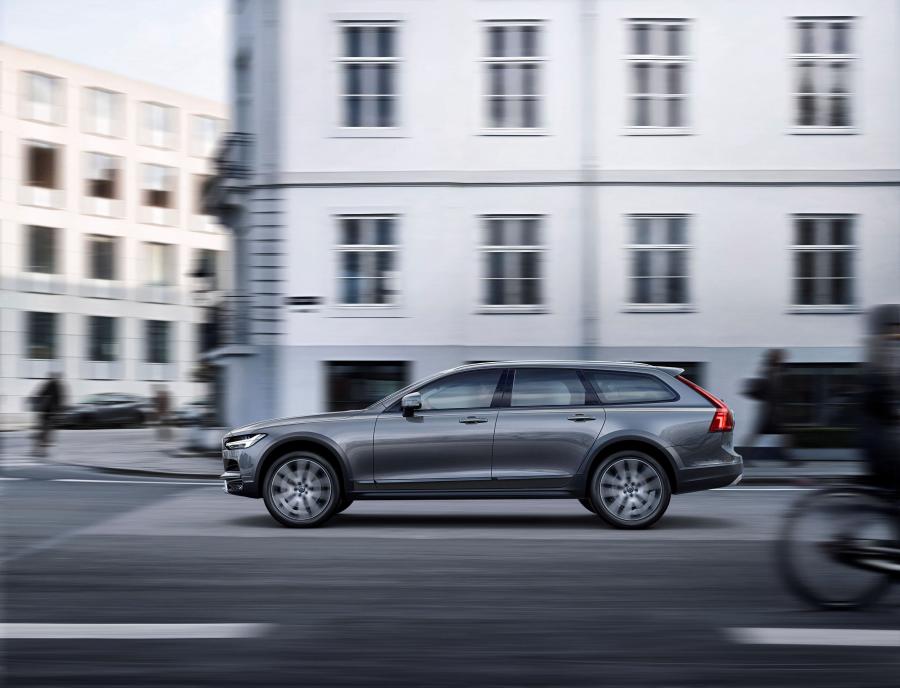  Volvo V90 T6 Cross Country 2016 года  (фото 77 из 104)
